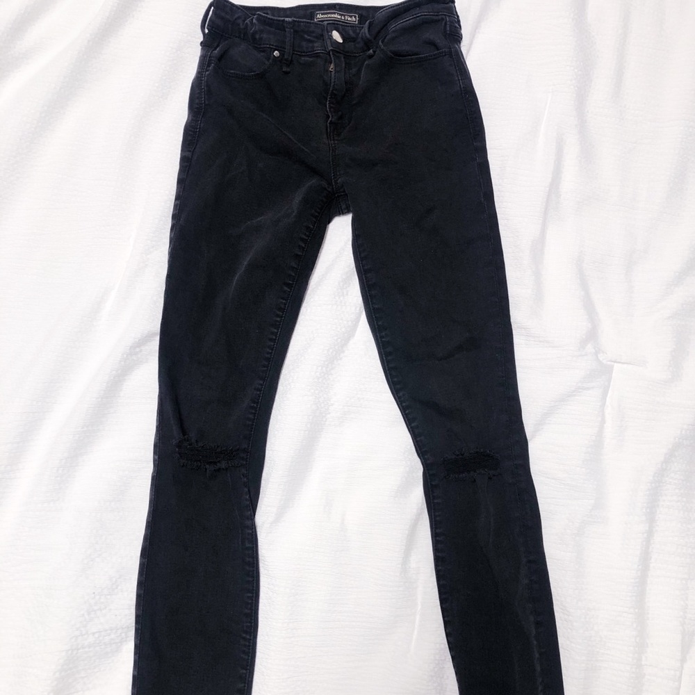 black abercrombie jeans